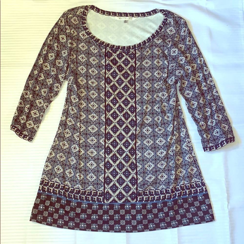Women’s blue and grey tunic